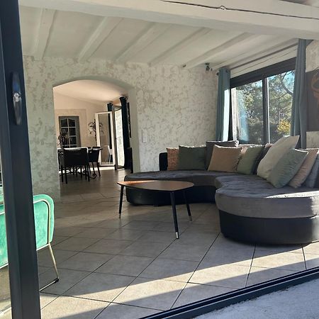 Residence Gabrielle Le Cannet Des Maures Εξωτερικό φωτογραφία