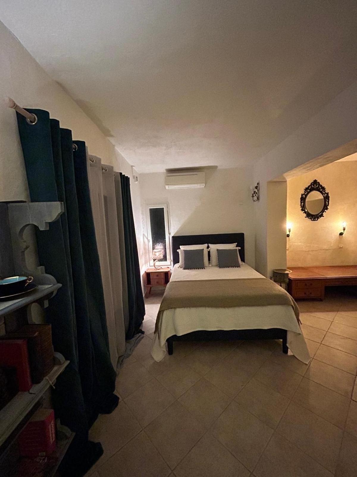 Residence Gabrielle Le Cannet Des Maures Εξωτερικό φωτογραφία